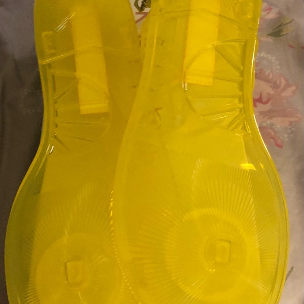 Katy Perry Lemon sandals